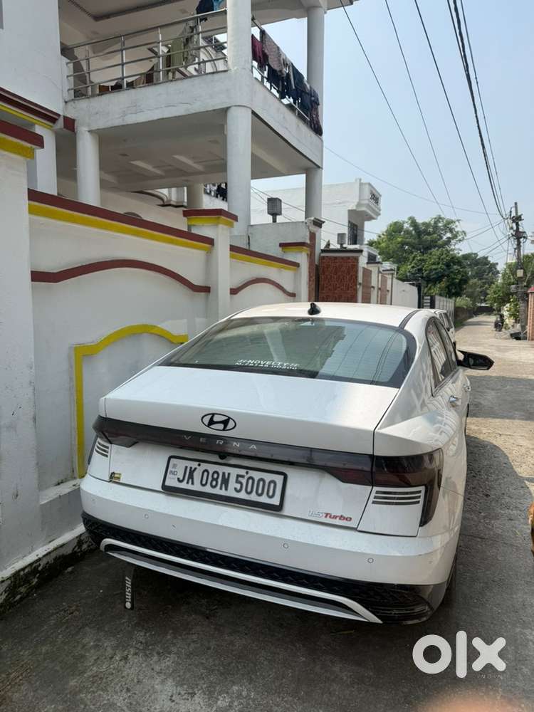 Hyundai New Verna Petrol 2023