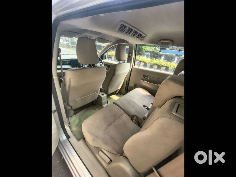 Maruti Suzuki Ertiga 2022-2023 Vxi Cng, 2021, Petrol