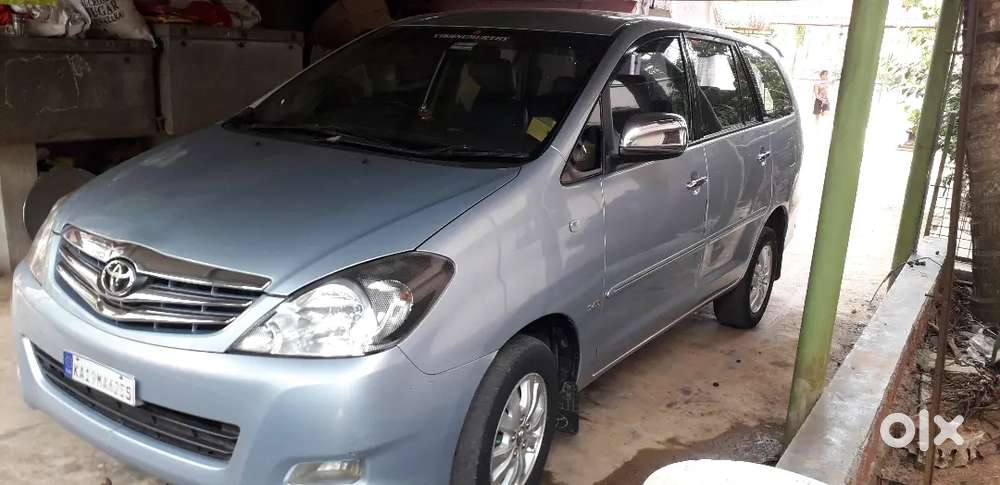 Toyota Innova 2009