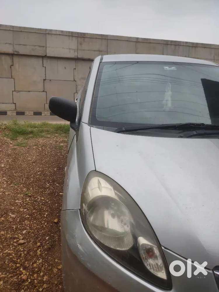 Honda Amaze 1.2 Petrol 2015