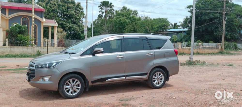 Toyota Innova Crysta 2016 Diesel 126000 Km Driven
