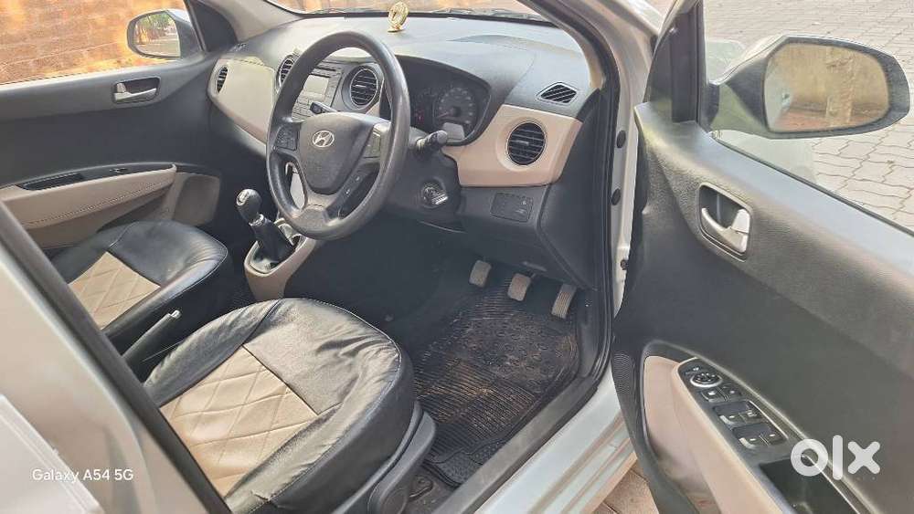 Hyundai Xcent 1.2l Kappa Dual Vtvt 5-speed Manual Base, 2014, Petrol