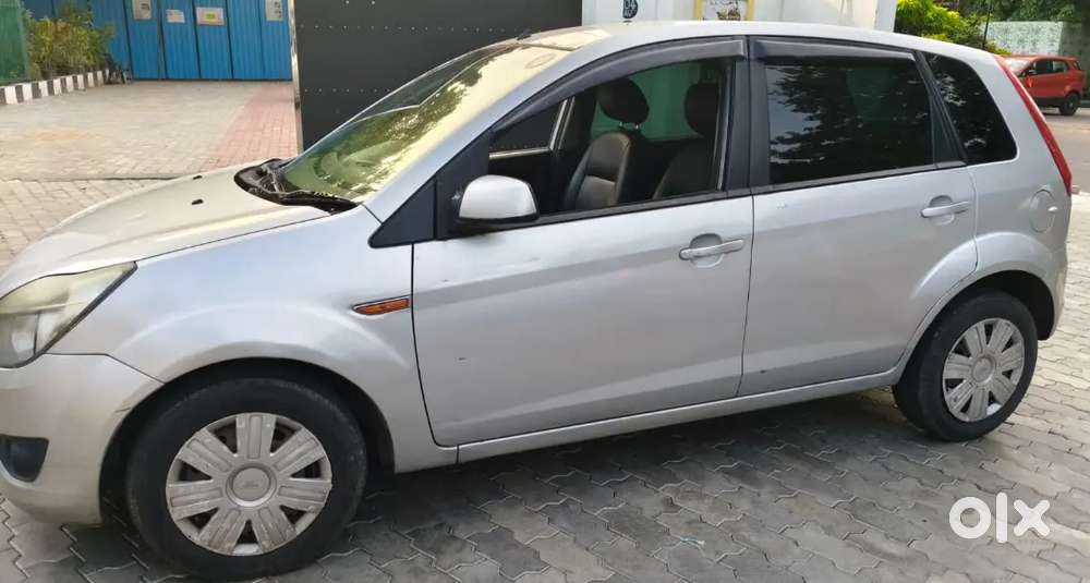 Ford Figo Diesel Zxi 2012