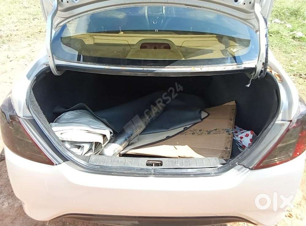 Nissan Sunny Xv Premium Pack Leather, 2013, Diesel