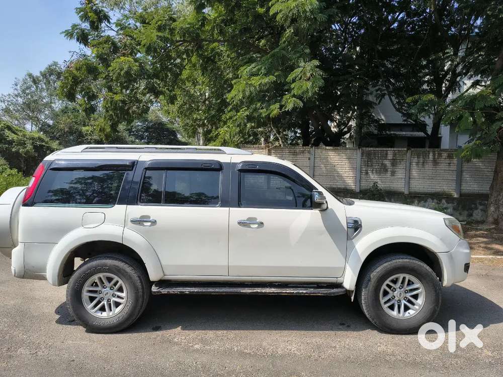 Ford Endeavour 2012 Diesel Well Maintained