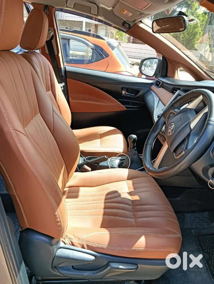 Toyota Innova Crysta 2018