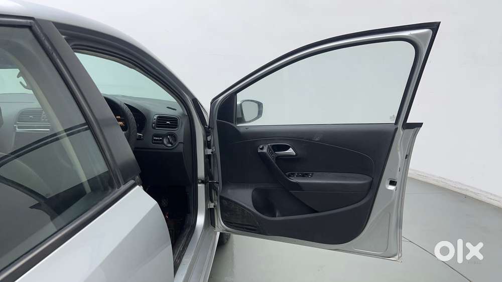 Volkswagen Polo Petrol Comfortline 1.2l, 2016, Petrol