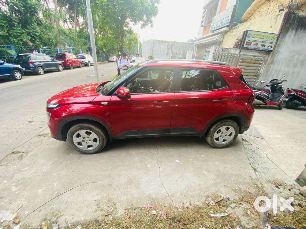 Hyundai Venue S 1.2 Petrol, 2022, Petrol