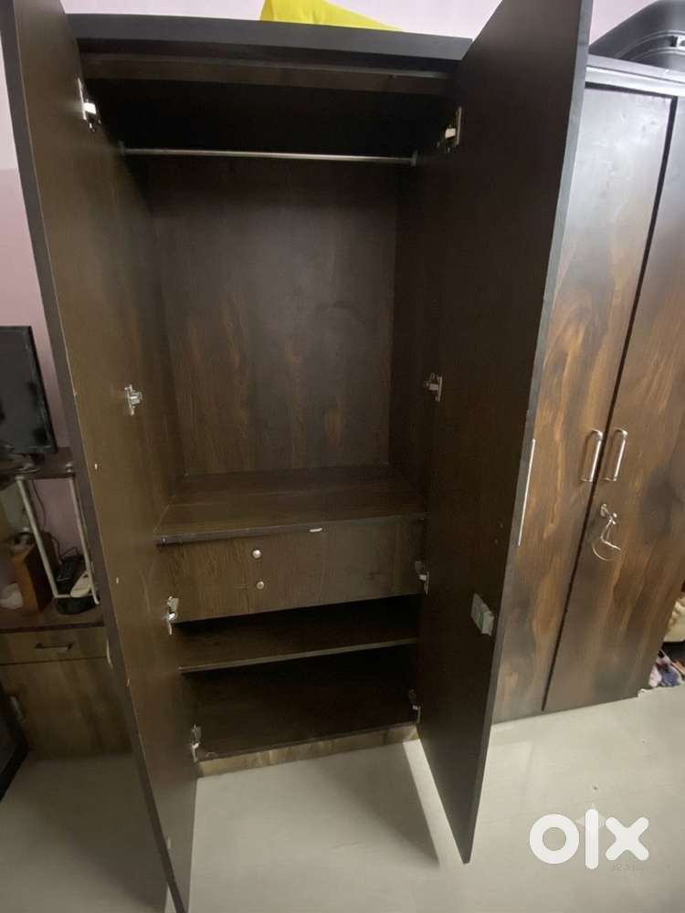 2 Cupboard with 2 door and locker  and dressing table also bed
