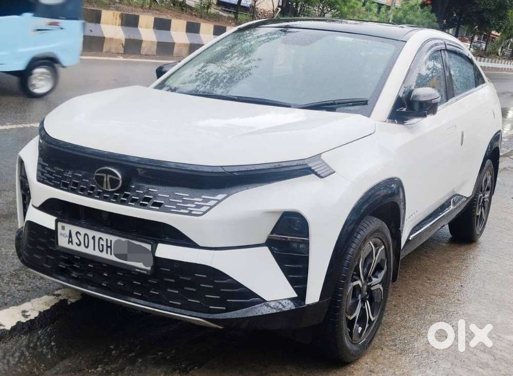 Tata Curvv Creative 1.2 Revotron Petrol 6mt, 2025, Petrol