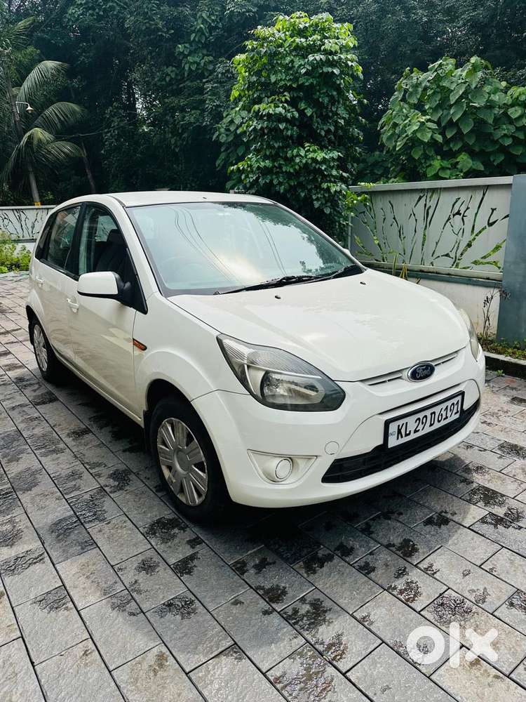 Ford Figo Petrol Zxi, 2011, Petrol