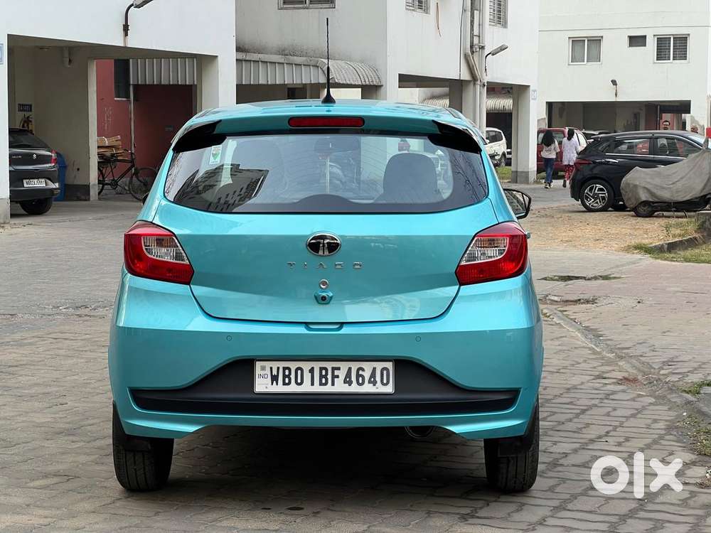 Tata Tiago 1.2 Revotron Xta, 2025, Petrol