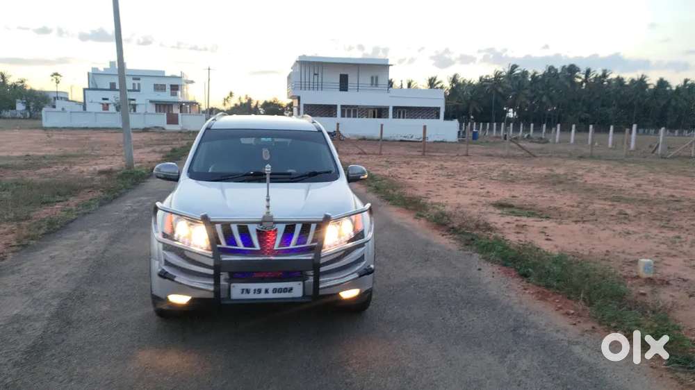 Mahindra Xuv500 2wd 2013