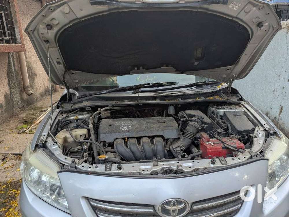 Toyota Corolla Altis 2010-2013 1.8 J, 2010, Petrol