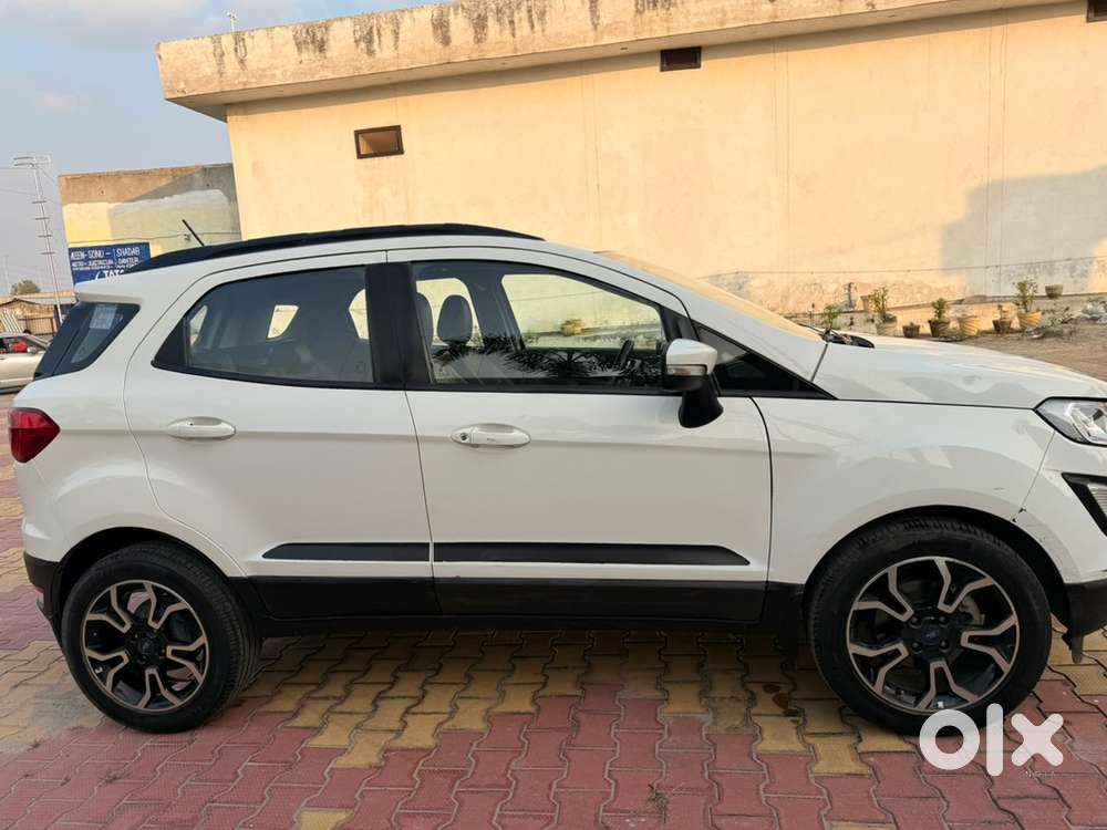 2018 Ford Ecosport Signature, Diesel Mt