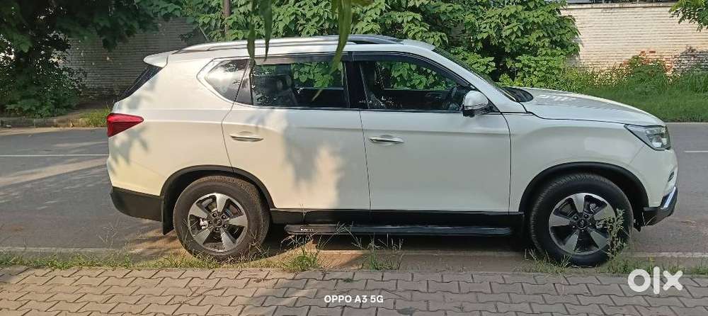Mahindra Alturas G4 4wd At, 2018, Diesel
