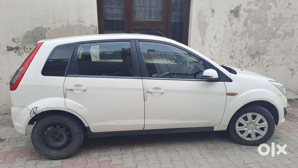 Ford Figo Zxi