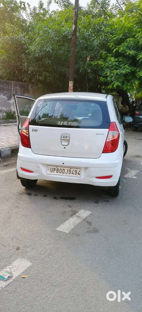 Hyundai I10 Sportz Petrol 2015