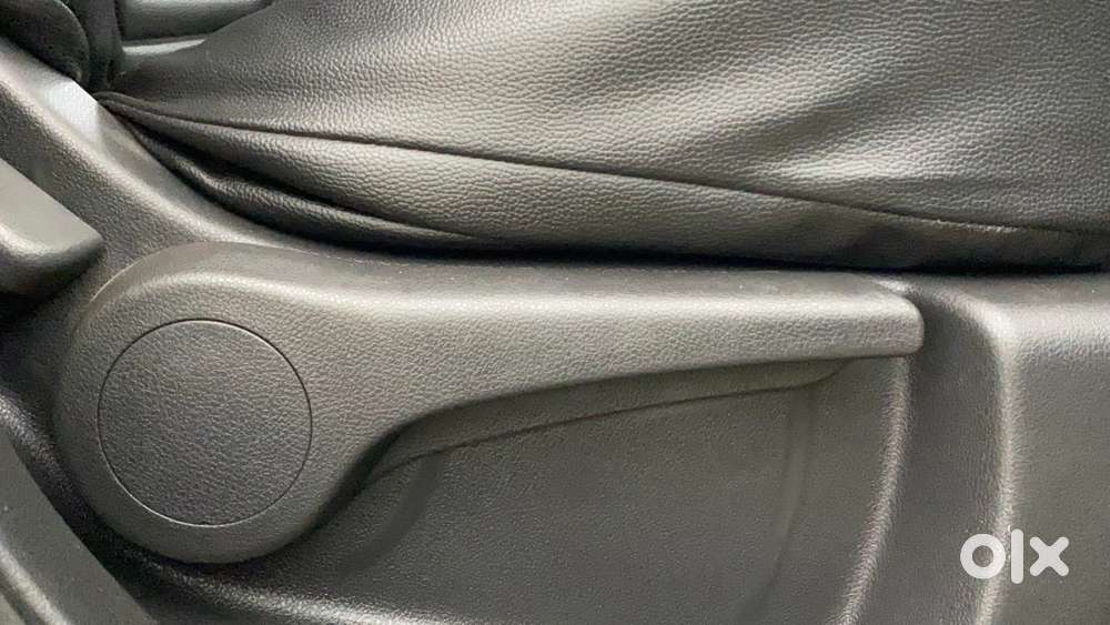 Nissan Kicks 1.3 Xv Premium Cvt Petrol, 2021, Petrol