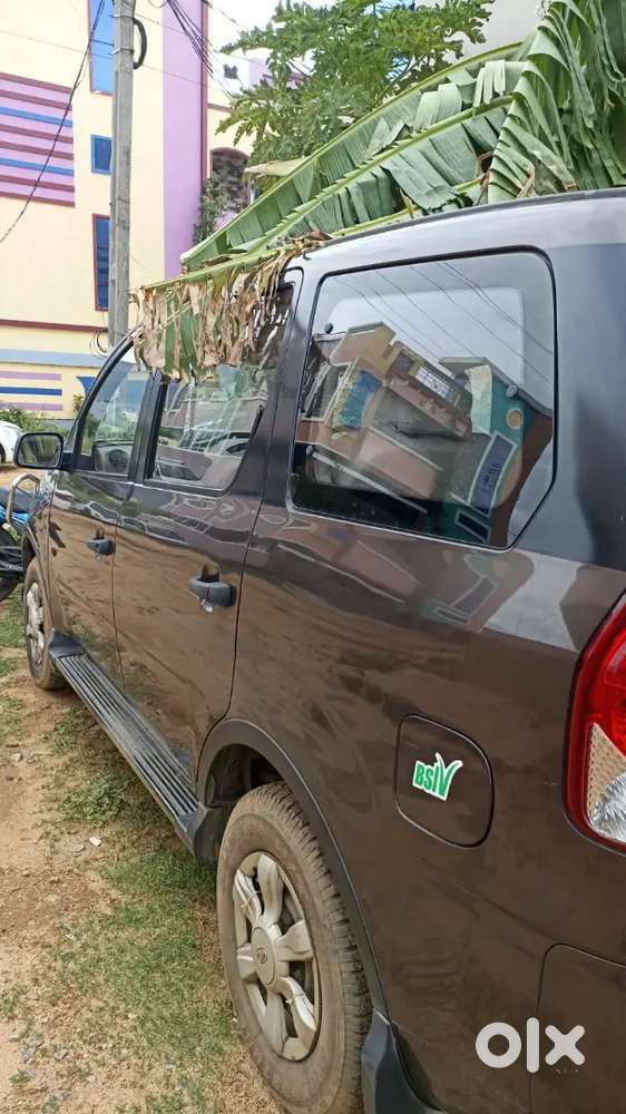 Mahindra Xylo 2013