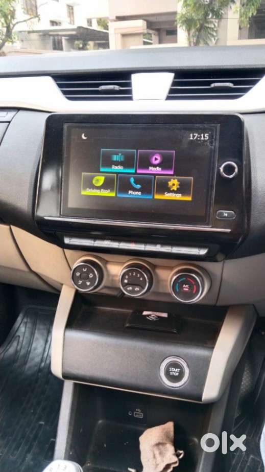 Renault Triber Rxz, 2020, Petrol