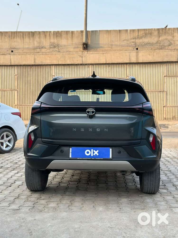 Tata Nexon, 2023, Petrol