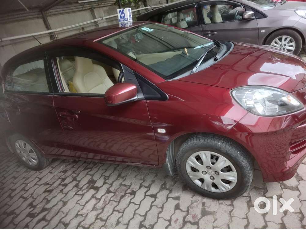 2014 Honda Amaze S I-vtec  47,088 Km  Honda Serviced