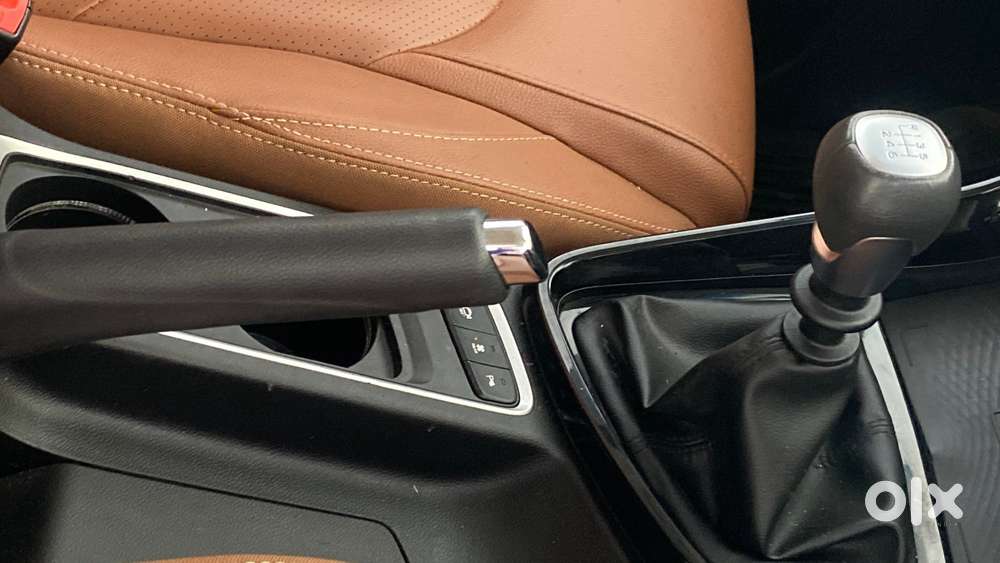 Mg Hector Plus 1.5 Hybrid Sharp Turbo 6 Str, 2022, Petrol