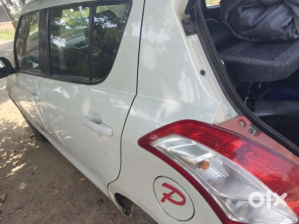 Maruti Suzuki Swift 2015 Petrol 27000 Km Driven