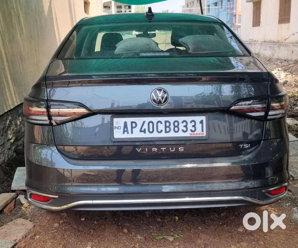Volkswagen Virtus 2024 Topline Petrol