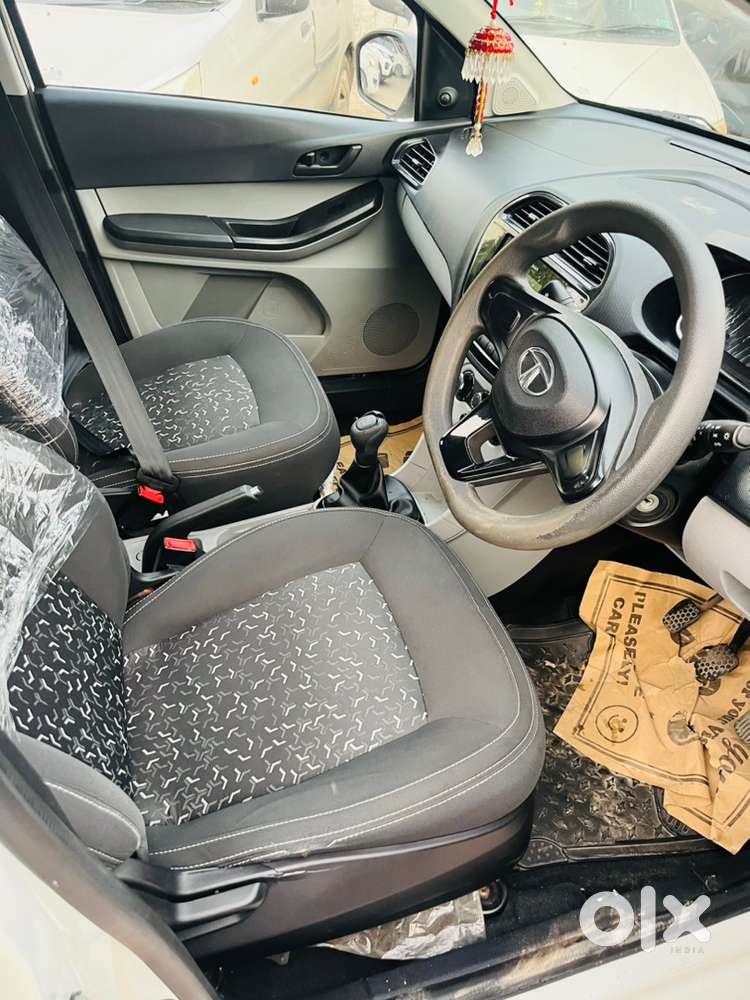 Tiago Company Cng  (like New)