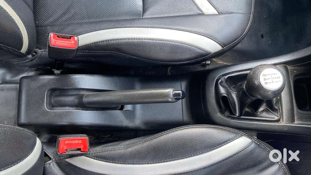 Maruti Suzuki Swift 1.2 Lxi (o), 2016, Petrol