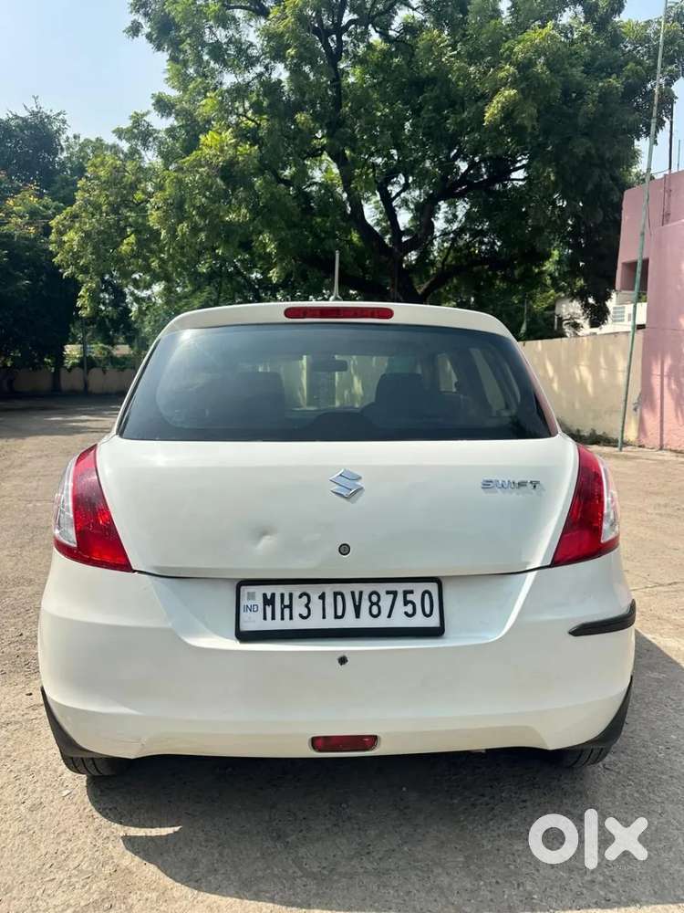 Maruti Suzuki Swift Vxi Bsiv, 2012, Petrol