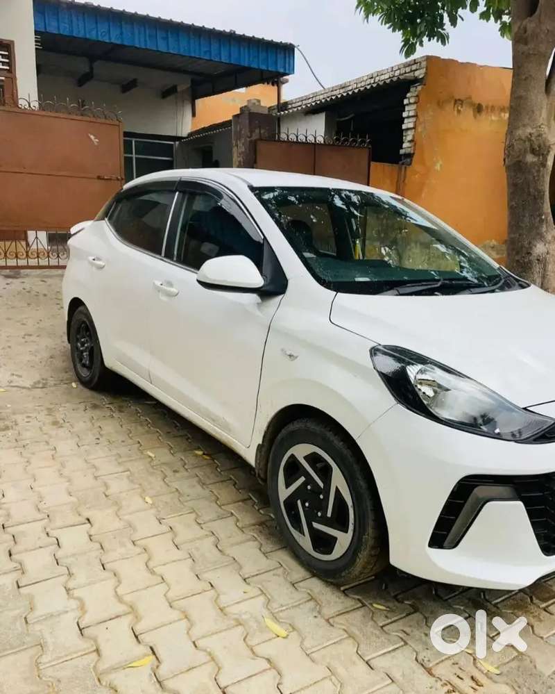 Hyundai Aura 1.2 S 23