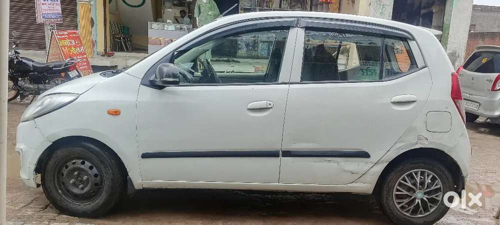 Hyundai I10 Sportz 2013