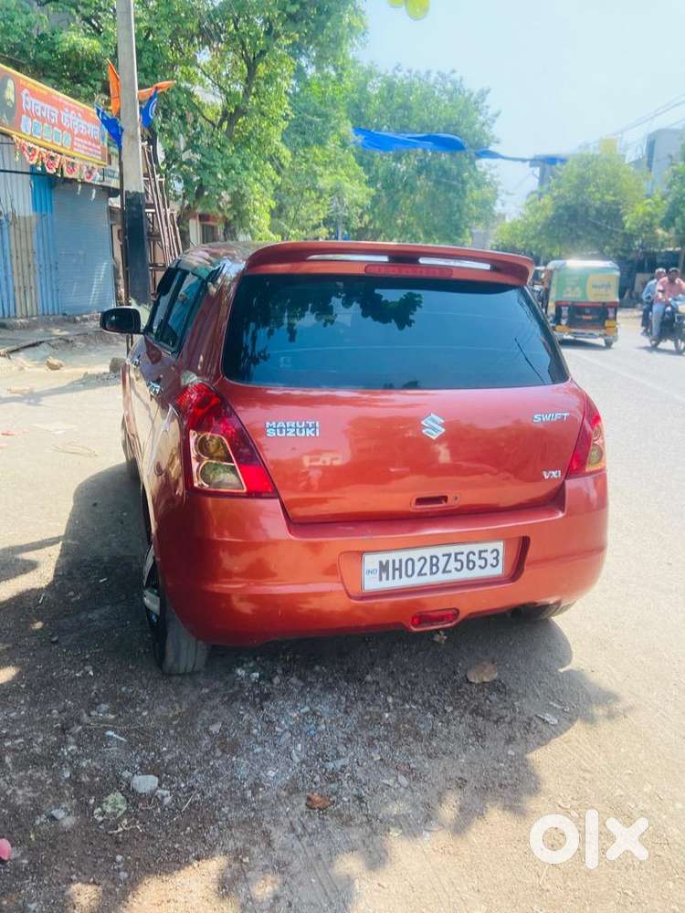 Maruti Suzuki Swift 2011 Cng & Hybrids Good Condition