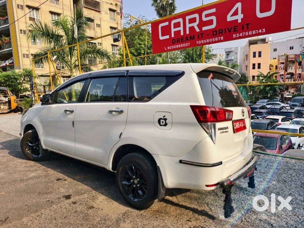 Toyota Innova Crysta 2.4 G Mt 8s, 2018, Diesel