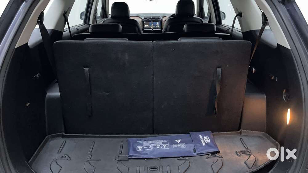 Hyundai Alcazar 2.0 Signature (o) Petrol At 7 Str, 2022, Petrol