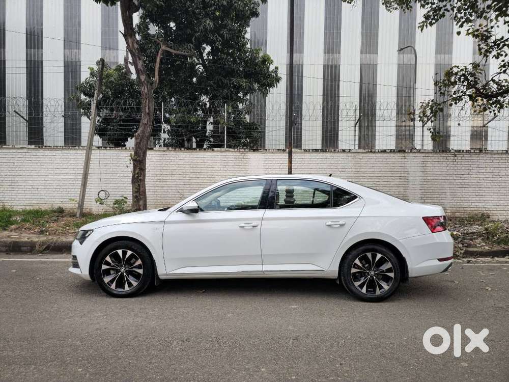 Skoda Superb 2.0 L&k Tsi At, 2020, Petrol