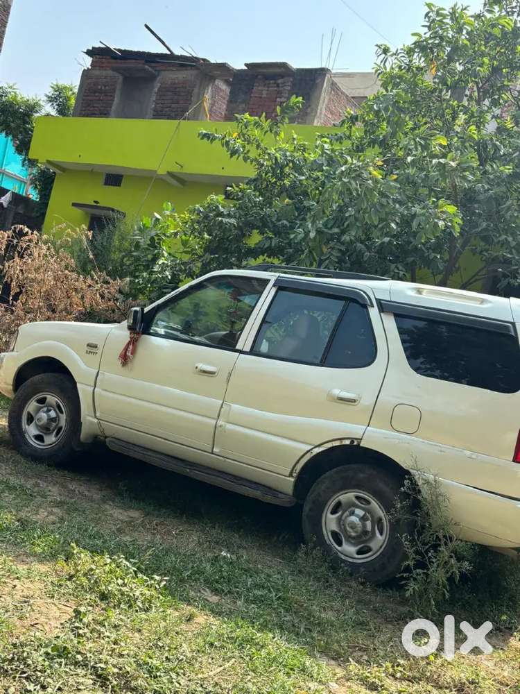 Tata Safari 2012