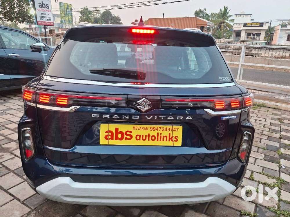 Maruti Suzuki Grand Vitara Alpha Smart Hybrid, 2024, Petrol