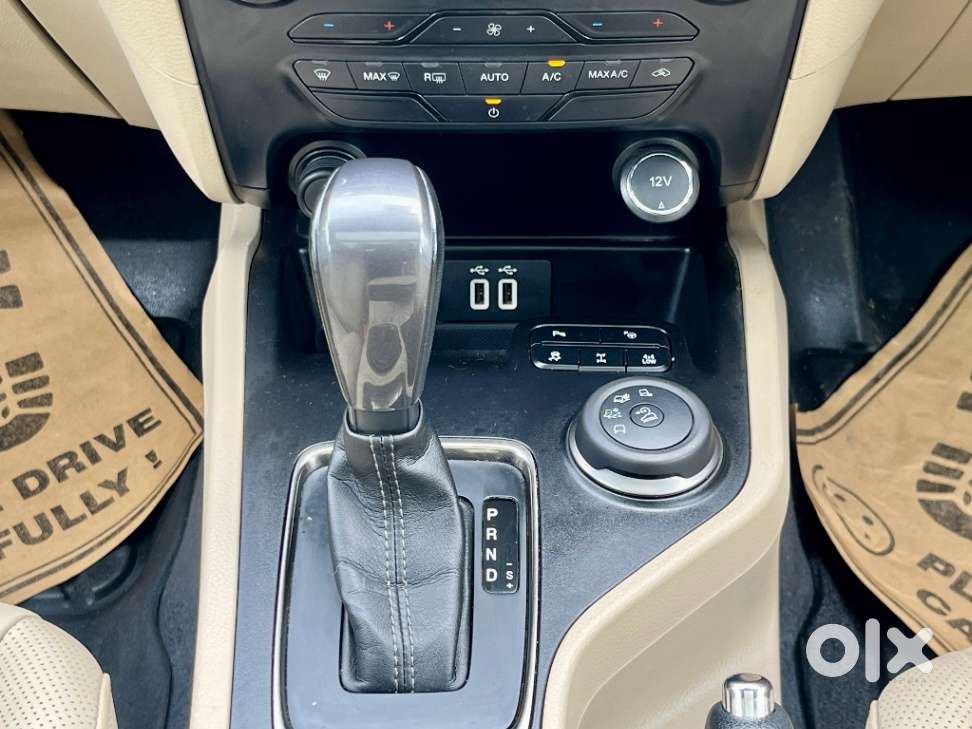 Ford Endeavour 3.2 Titanium At 4x4, 2018, Diesel