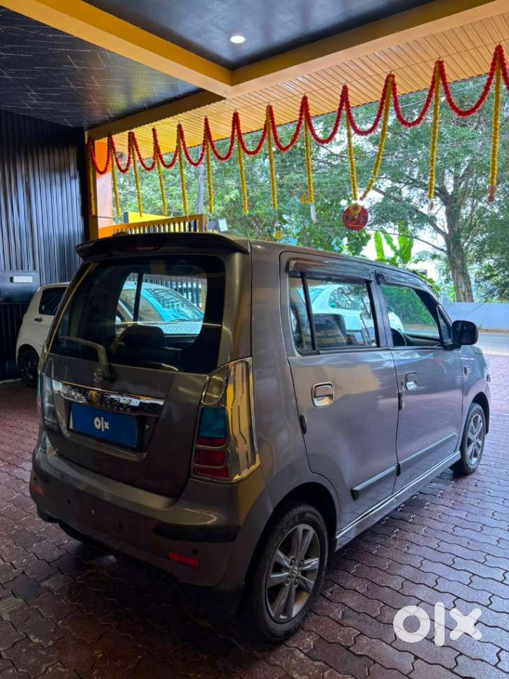 Maruti Suzuki Wagon R Stingray 1.0 Vxi Plus, 2014, Petrol
