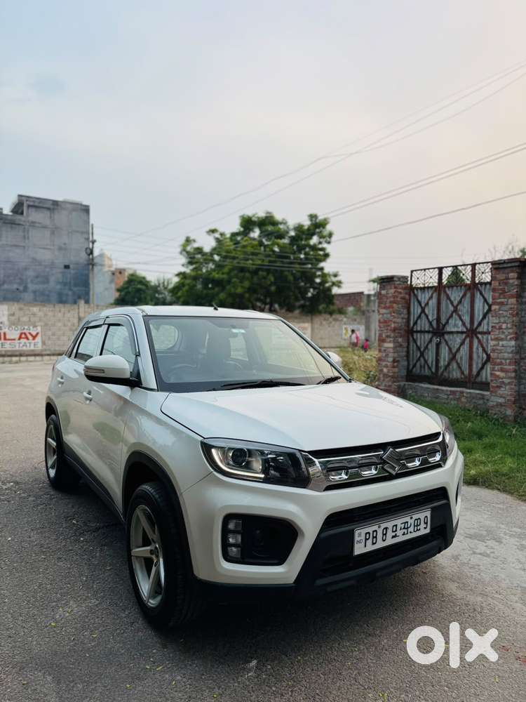 Maruti Suzuki Brezza 1.5 Lxi Smart Hybrid, 2020, Petrol