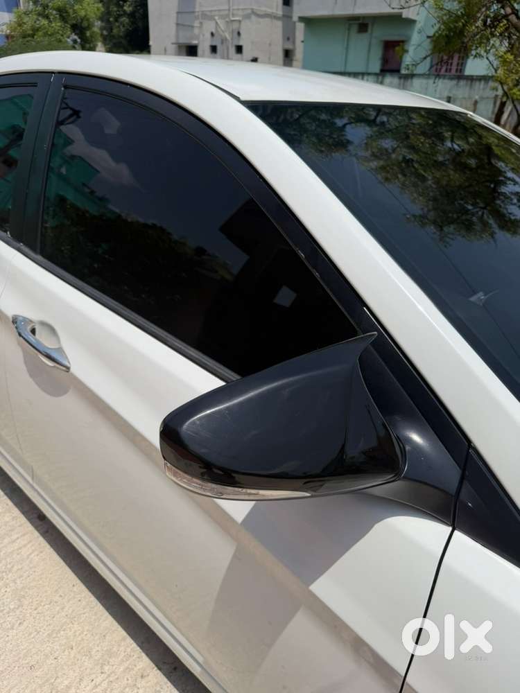 Hyundai Verna 2012 Fluidic Ex