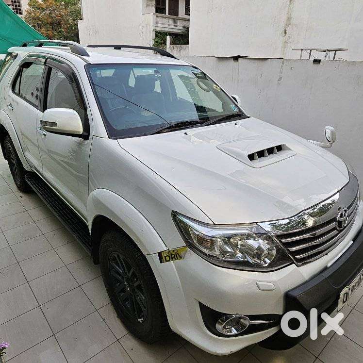 Toyota Fortuner 2011-2016 4x4 At, 2015, Diesel