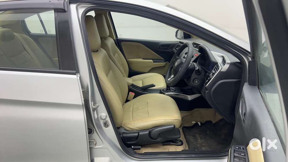 Honda City I-vtec Sv, 2016, Petrol