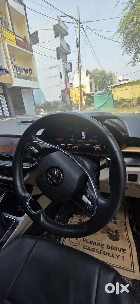 Skoda Slavia Petrol 13500 Km Driven