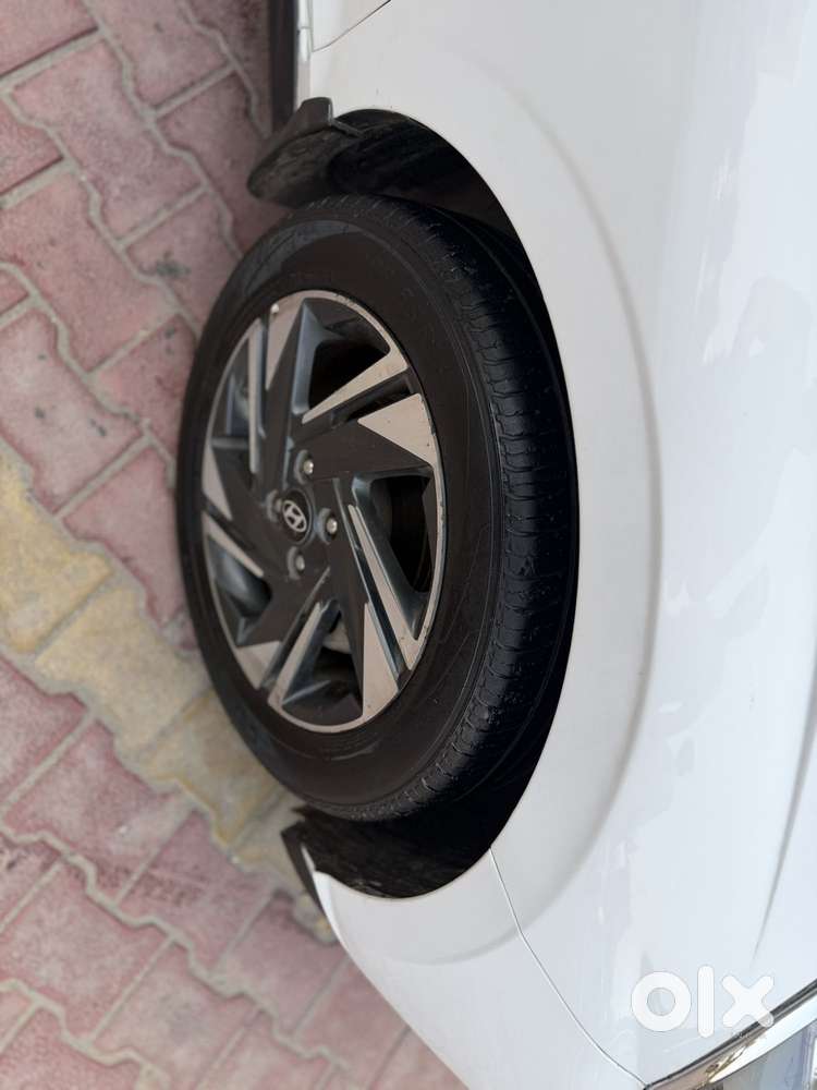 Hyundai I20 Asta Option, 2023, Petrol