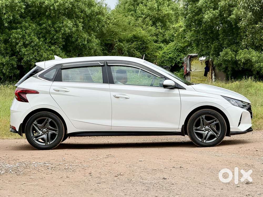 Hyundai I20 Sportz 1.2 Bs-iv, 2022, Petrol